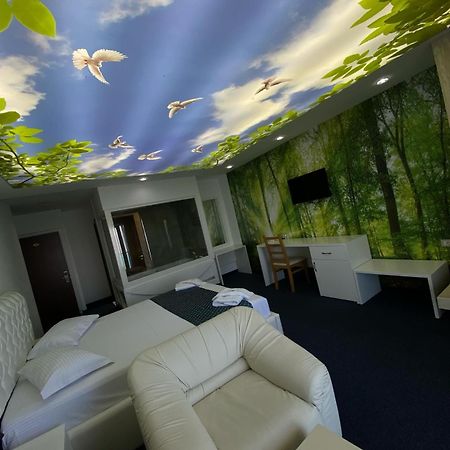 Tushemisht Hotel Pogradeci 2 מראה חיצוני תמונה