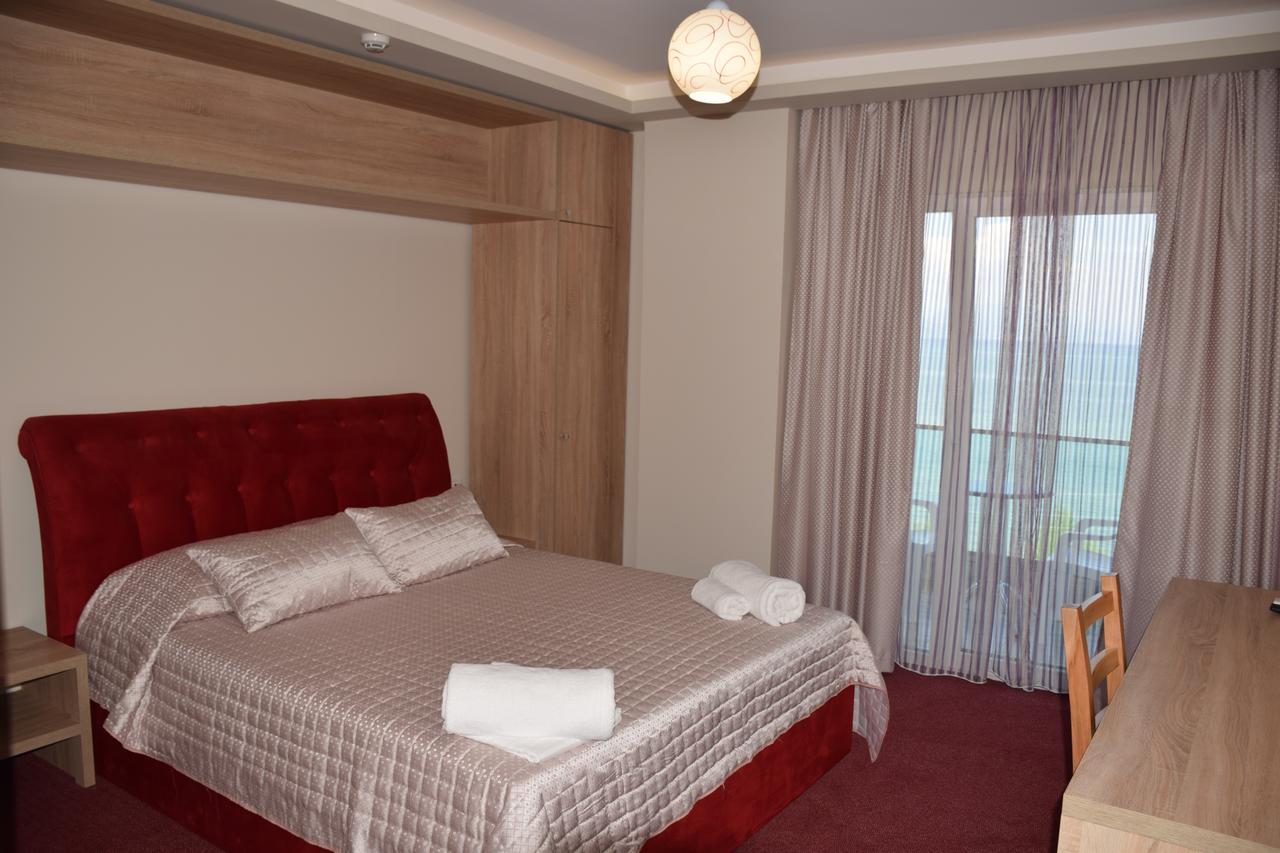 Tushemisht Hotel Pogradeci 2 מראה חיצוני תמונה
