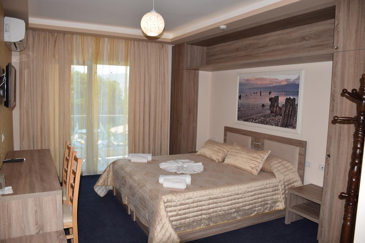 Tushemisht Hotel Pogradeci 2 מראה חיצוני תמונה