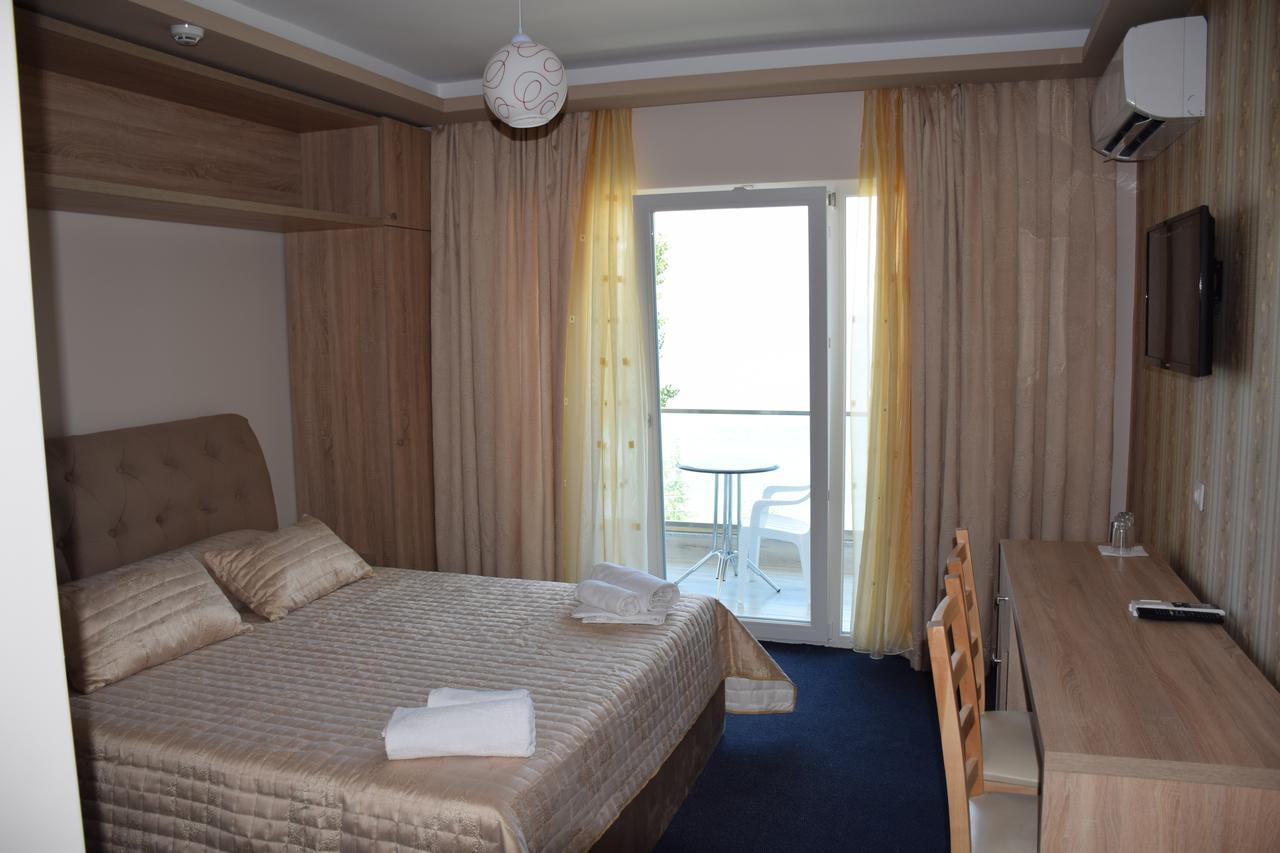 Tushemisht Hotel Pogradeci 2 מראה חיצוני תמונה