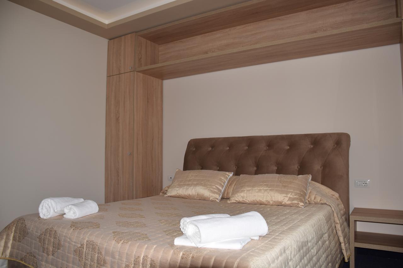 Tushemisht Hotel Pogradeci 2 מראה חיצוני תמונה