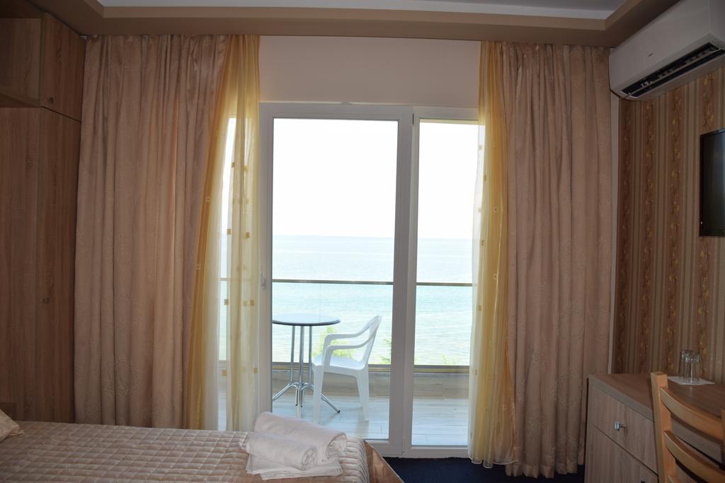 Tushemisht Hotel Pogradeci 2 מראה חיצוני תמונה