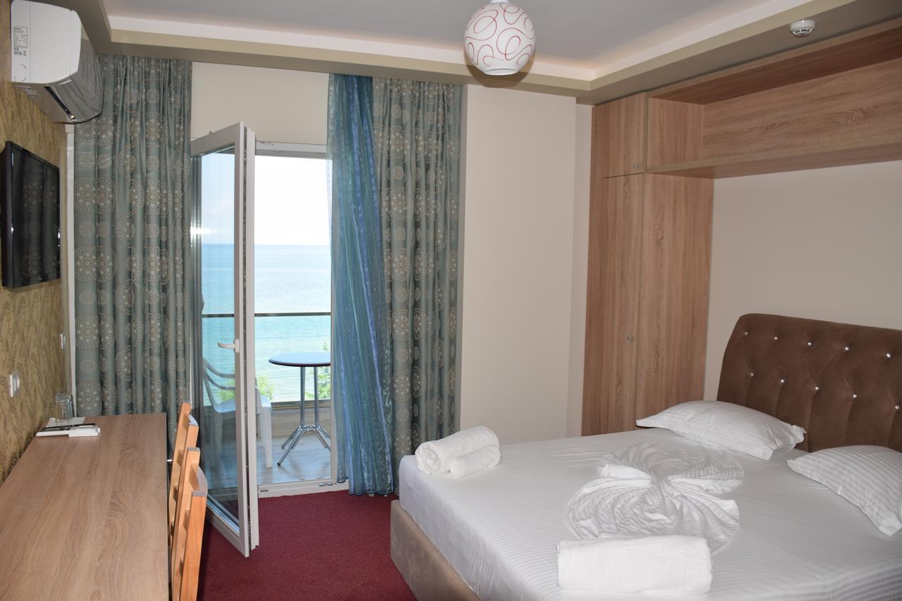 Tushemisht Hotel Pogradeci 2 מראה חיצוני תמונה