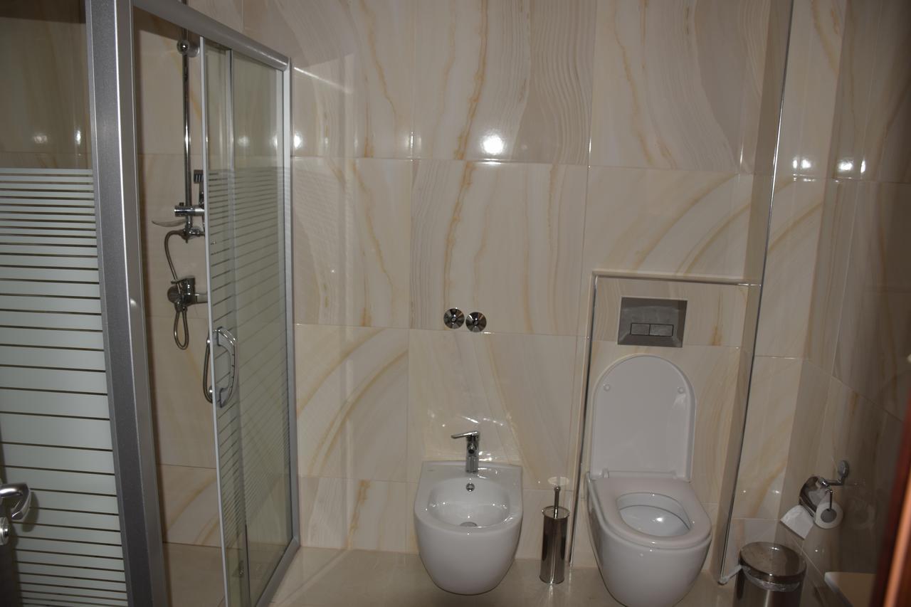 Tushemisht Hotel Pogradeci 2 מראה חיצוני תמונה