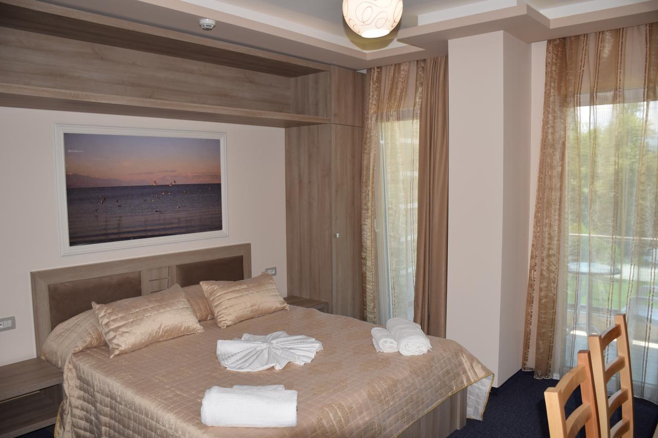 Tushemisht Hotel Pogradeci 2 מראה חיצוני תמונה