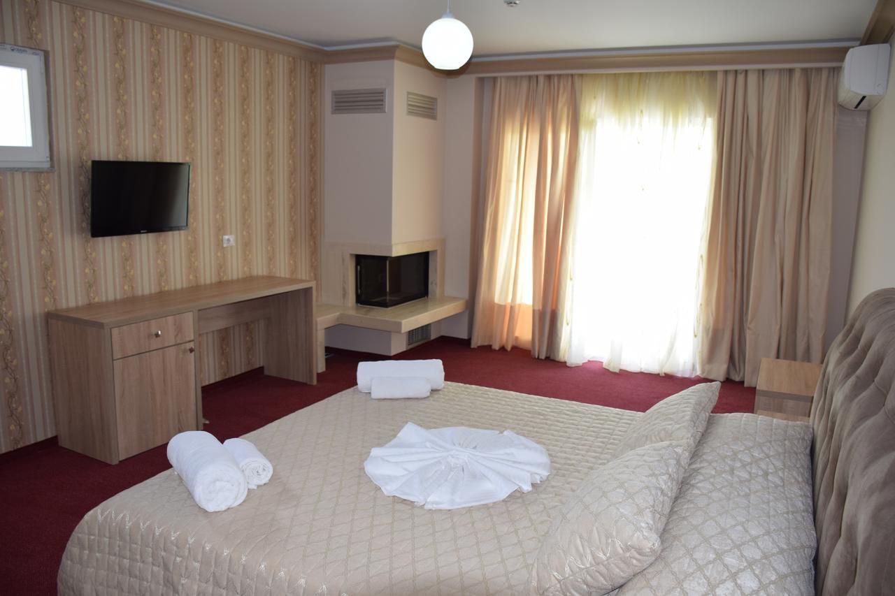 Tushemisht Hotel Pogradeci 2 מראה חיצוני תמונה
